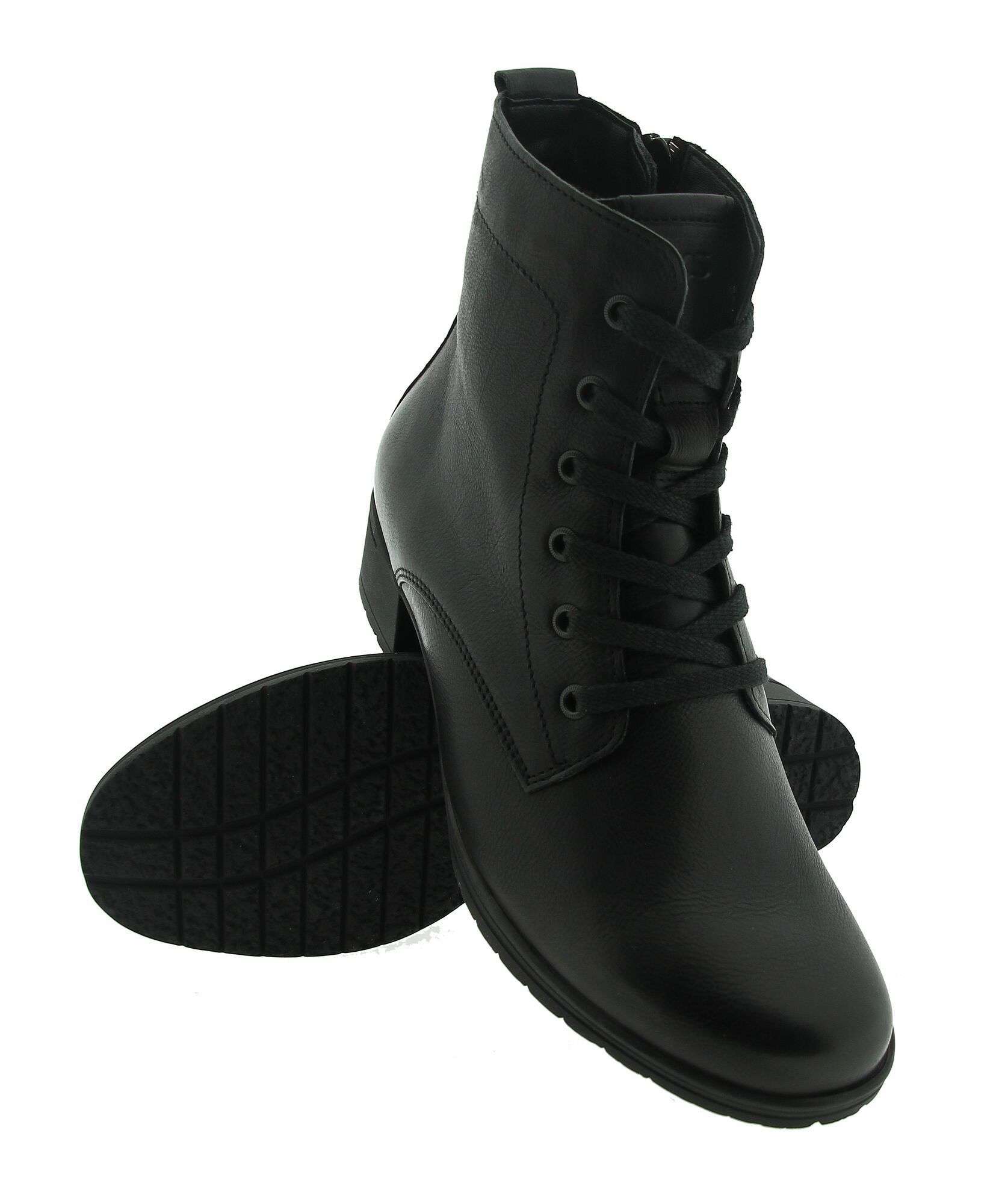 Zwarte veterboots van Hartjes Van der Vlies schoenen
