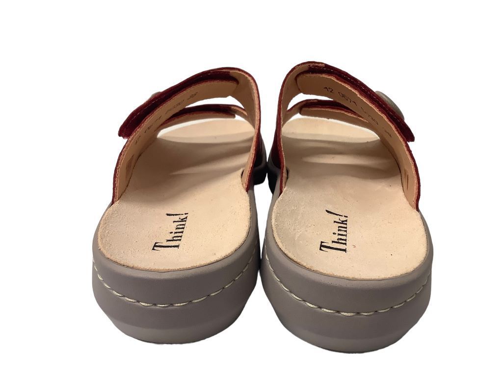 Rode slipper store