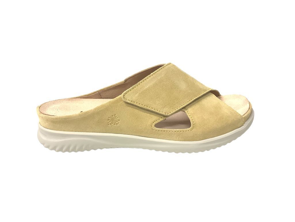 Gele slippers van Hartjes Van der Vlies schoenen